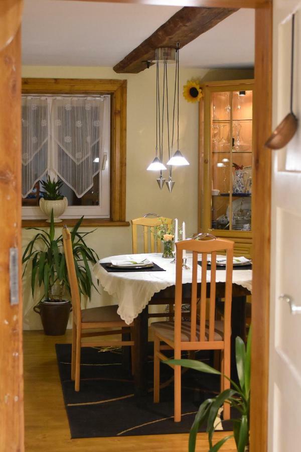 לאנגלסהיים Ferienwohnung Casa Da Maria מראה חיצוני תמונה